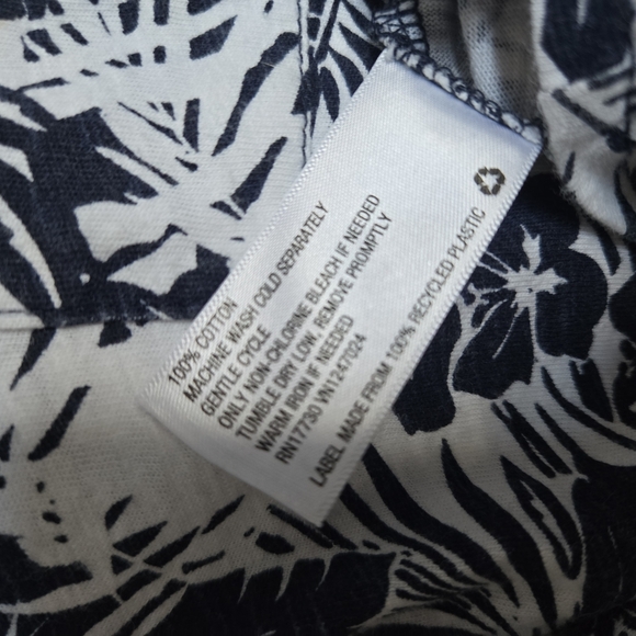 Floral Black and White Mens Button down - Picture 5 of 7